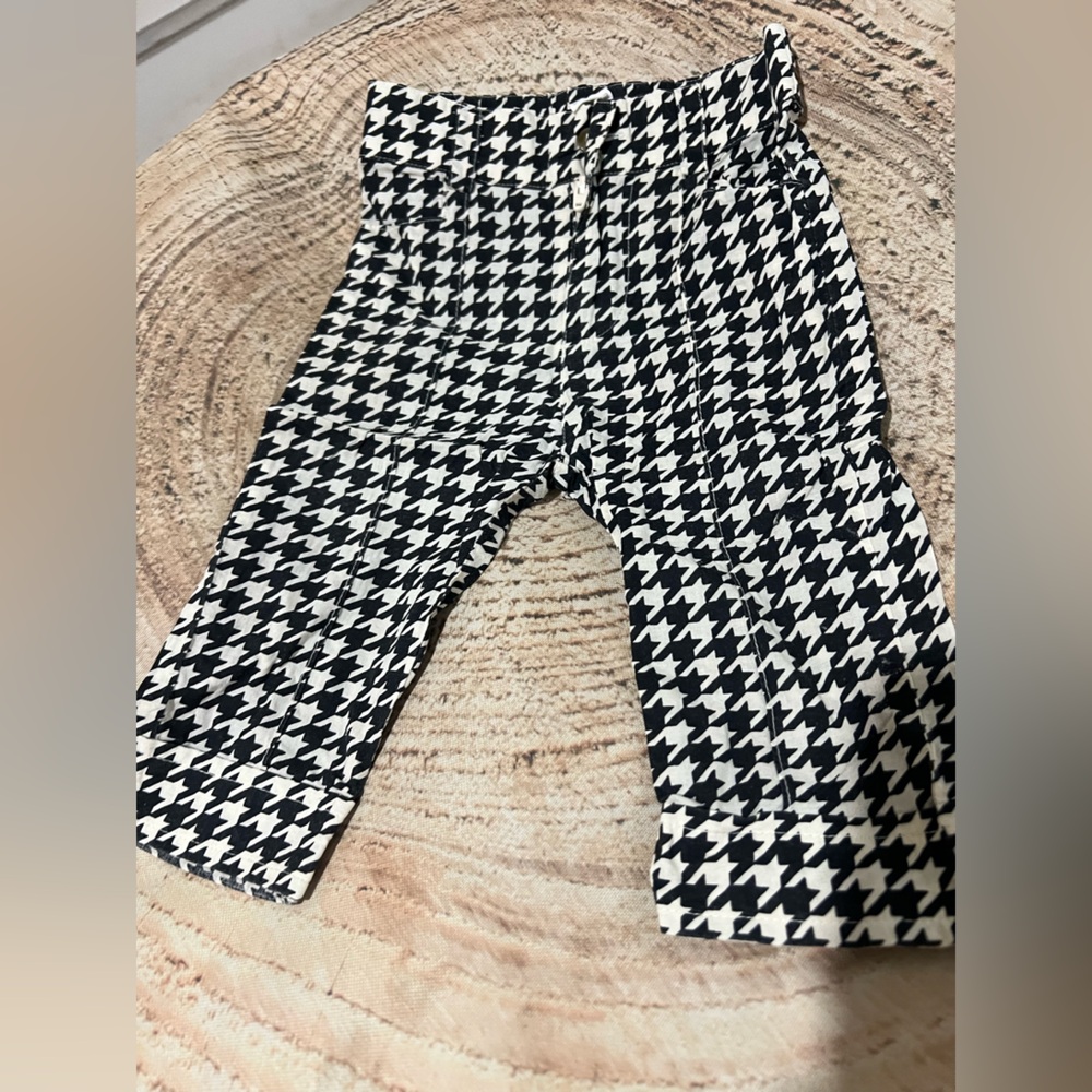Kate Quinn pintuck pants